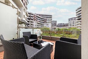 Cracow Apartment With Terrace by Renters