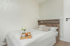 Gdańsk Beachside Apartment by Renters