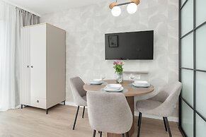 Gdańsk Beachside Apartment by Renters