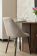 Gdańsk Beachside Apartment by Renters