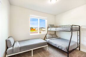 Columbia Pool House in Quincy