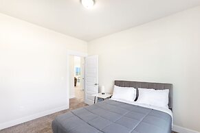 Columbia Pool House in Quincy