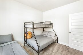 Columbia Pool House in Quincy