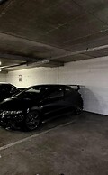 Birmingham City Centre- Free Parking - No Deposit