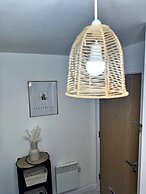 Birmingham City Centre- Free Parking - No Deposit