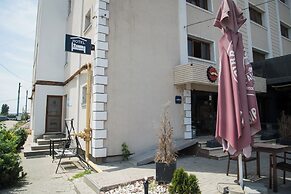 Mbi Travel Inn
