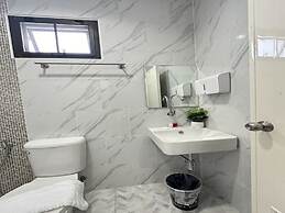 OYO 75505 LD Guesthouse