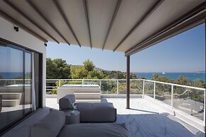 The Vouliagmeni Penthouse