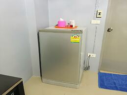 OYO 75506 Ratchapruek Apartment Suphanburi