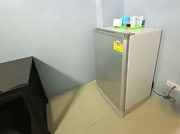 OYO 75506 Ratchapruek Apartment Suphanburi