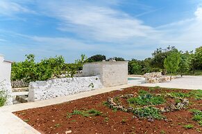Casina Lamacoppa con Piscina by Wonderful Italy