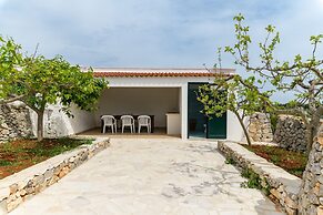 Casina Lamacoppa con Piscina by Wonderful Italy