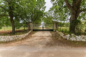 Casina Lamacoppa con Piscina by Wonderful Italy