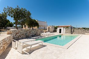 Casina Lamacoppa con Piscina by Wonderful Italy