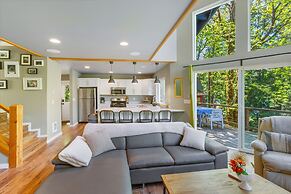 Yellow Tail Cabin in Hoodsport