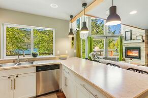 Yellow Tail Cabin in Hoodsport