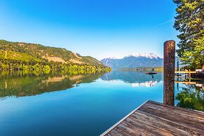 Yellow Tail Cabin in Hoodsport