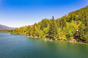 Yellow Tail Cabin in Hoodsport