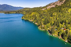 Yellow Tail Cabin in Hoodsport