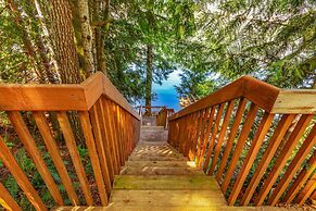 Yellow Tail Cabin in Hoodsport