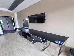 Ratchapruek DC Resort Angthong