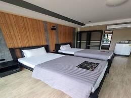 Ratchapruek DC Resort Angthong
