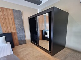 Ratchapruek DC Resort Angthong