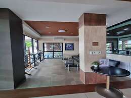 Ratchapruek DC Resort Angthong