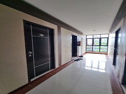 Ratchapruek DC Resort Angthong
