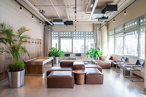 The Superior Living Kağıthane