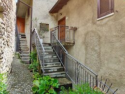 Un Balcone sul Lago by Wonderful Italy