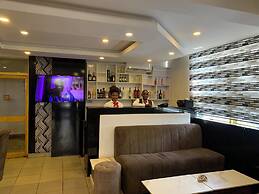 Presken Hotel Victoria Island