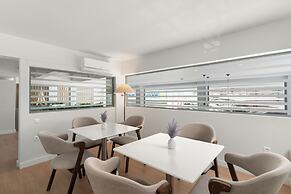 Gallery Central Piraeus Port