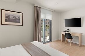 Gallery Central Piraeus Port