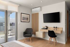 Gallery Central Piraeus Port