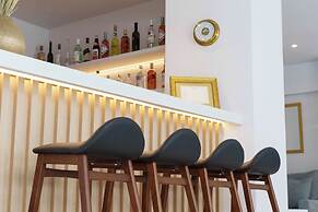 Gallery Central Piraeus Port