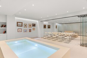 Gallery Central Piraeus Port