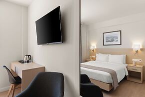 Gallery Central Piraeus Port