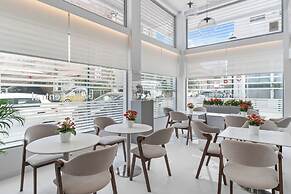 Gallery Central Piraeus Port