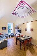 Apartment in the Heart of Nightlife