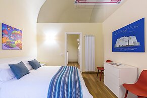 Apartment in the Heart of Nightlife