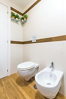 Apartment in the Heart of Nightlife