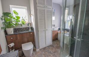 Humphreys Home From Home pad - 3 Bedroom House