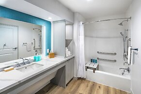 Compass Hotel by Margaritaville