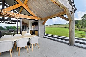 Luxury Villa Retreat at Durbuy Suites for 12 Pers