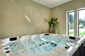 Luxury Villa Retreat at Durbuy Suites for 12 Pers