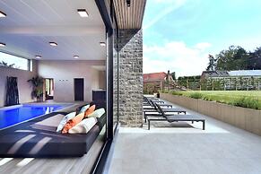 Luxury Villa Retreat at Durbuy Suites for 12 Pers