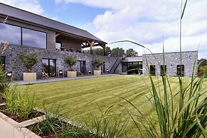 Luxury Villa Retreat at Durbuy Suites for 12 Pers