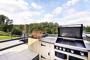 Luxury Villa Retreat at Durbuy Suites for 12 Pers