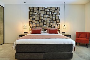 Luxury Villa Retreat at Durbuy Suites for 12 Pers